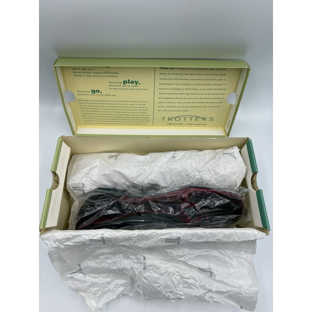 Trotters Maggie Ruby Velvet Women's US Size 7 M - Picture 15 of 16
